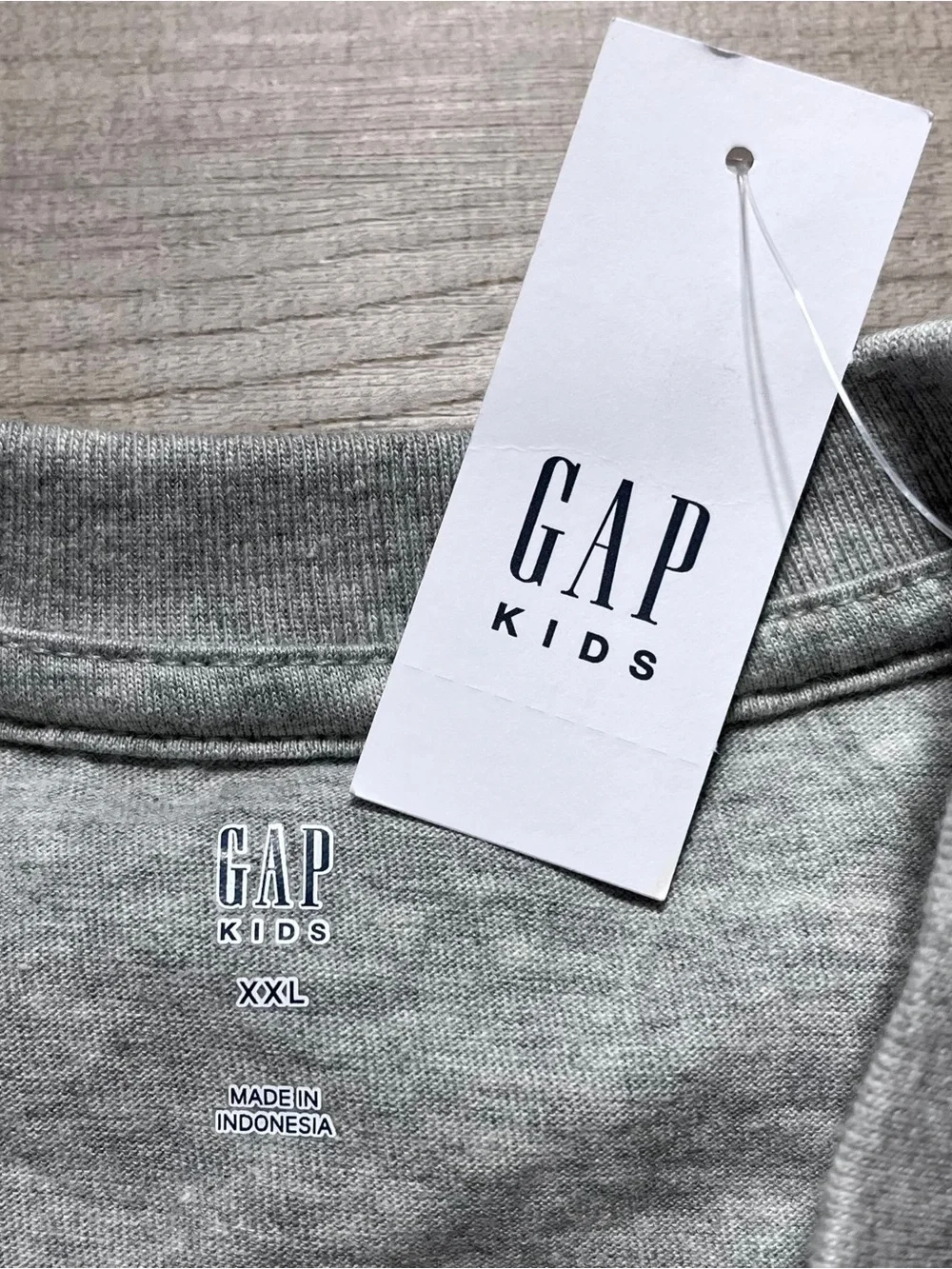 Gap Kids Boy’s Short Sleeve Pocket Tee Size XXL (14-16) Light Heather Gray